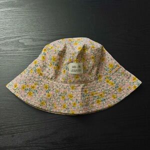 floral urban outfitters bucket hat